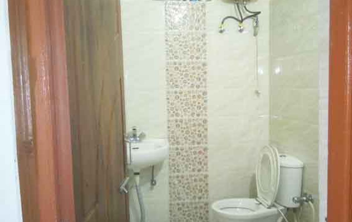 washroom.jpg