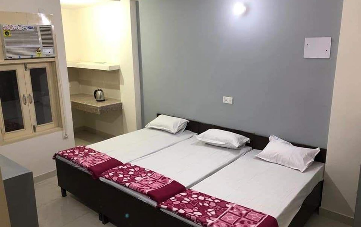 WhatsApp Image 2023-12-27 at 4.27.28 PM.jpeg