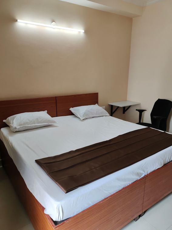 Room 3.jpg
