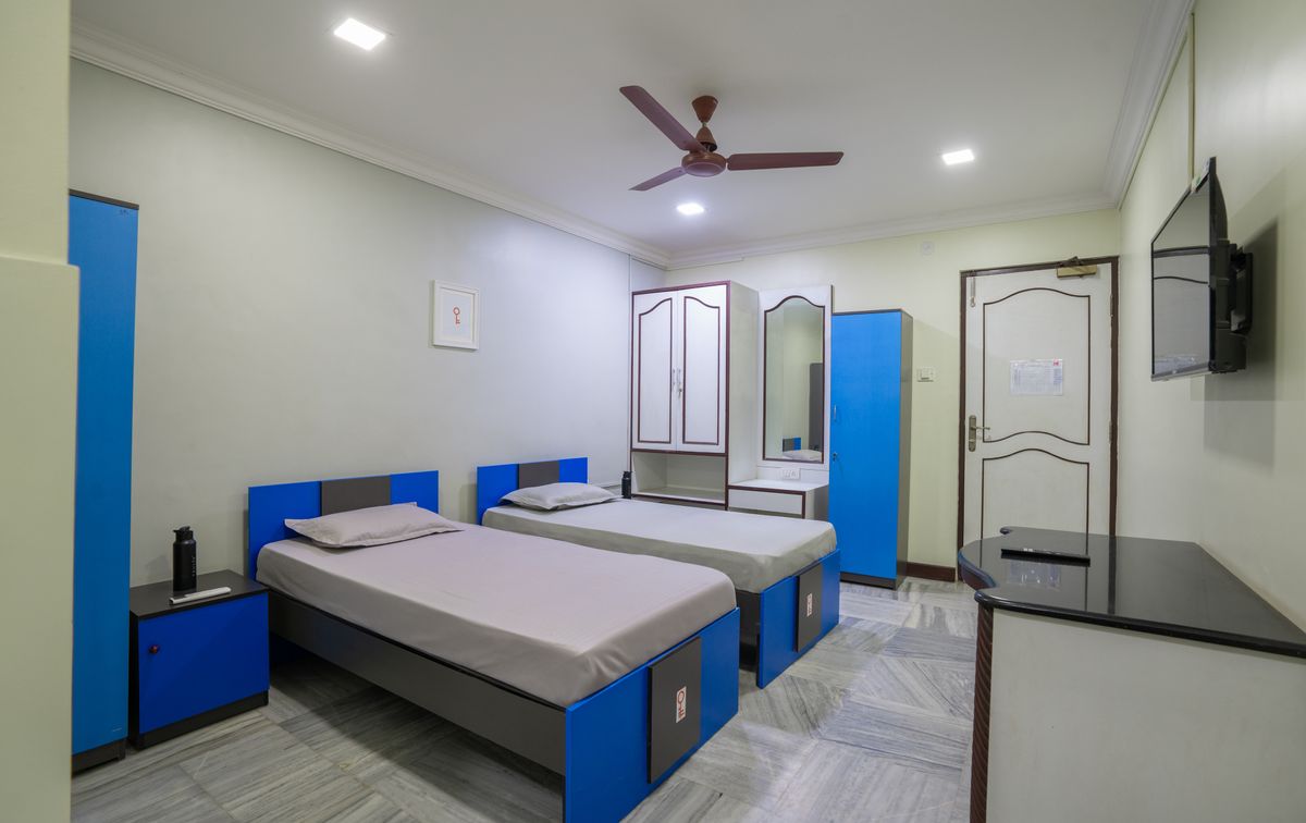 Trulivares6231 copy.jpg