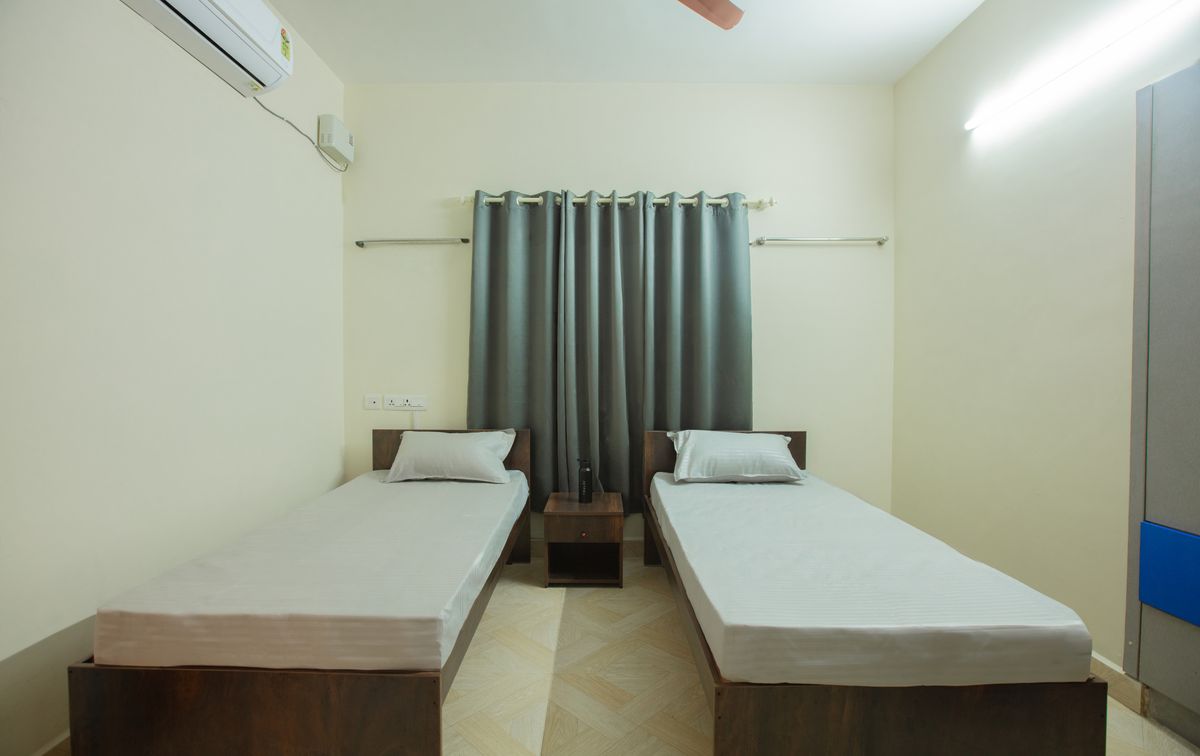 Trulivhestia0003 1 copy.jpg