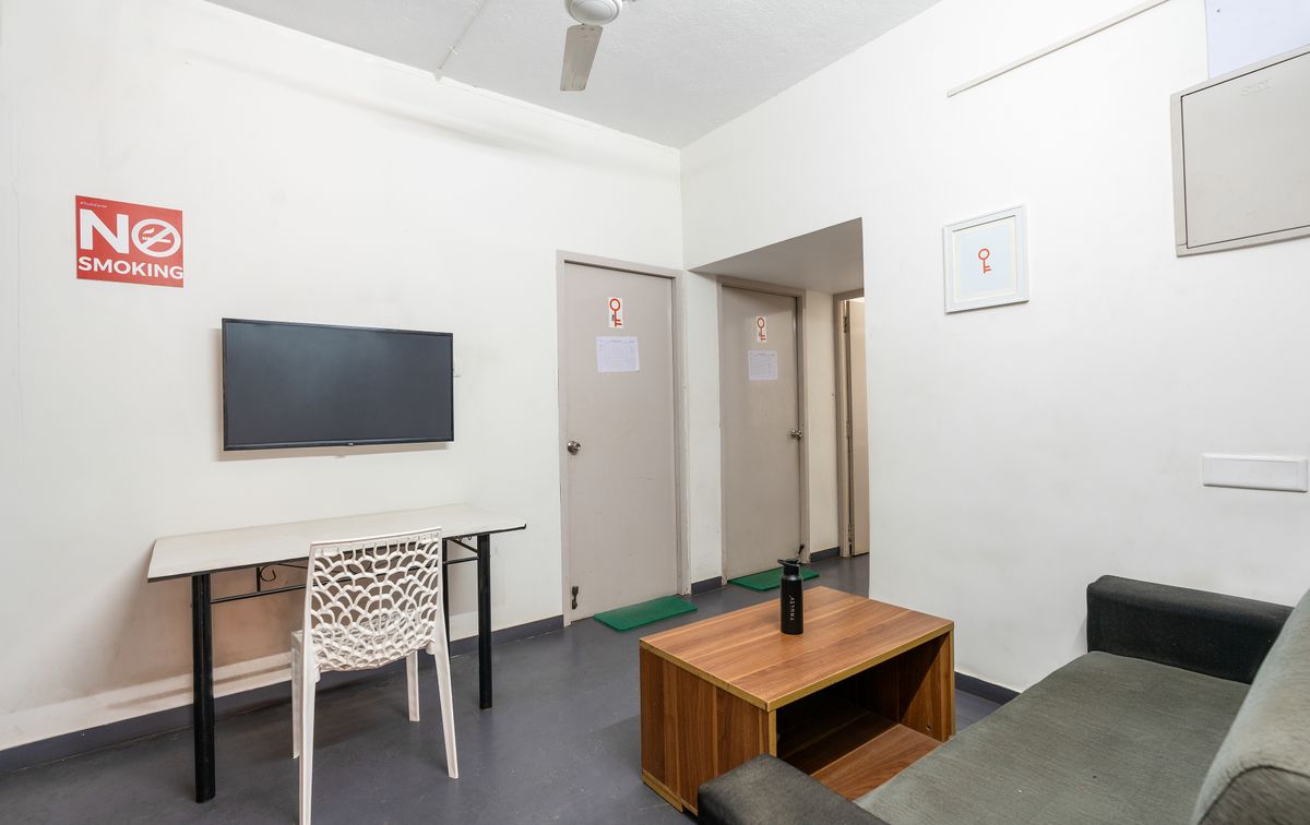 Trulivalthea4149 copy.jpg