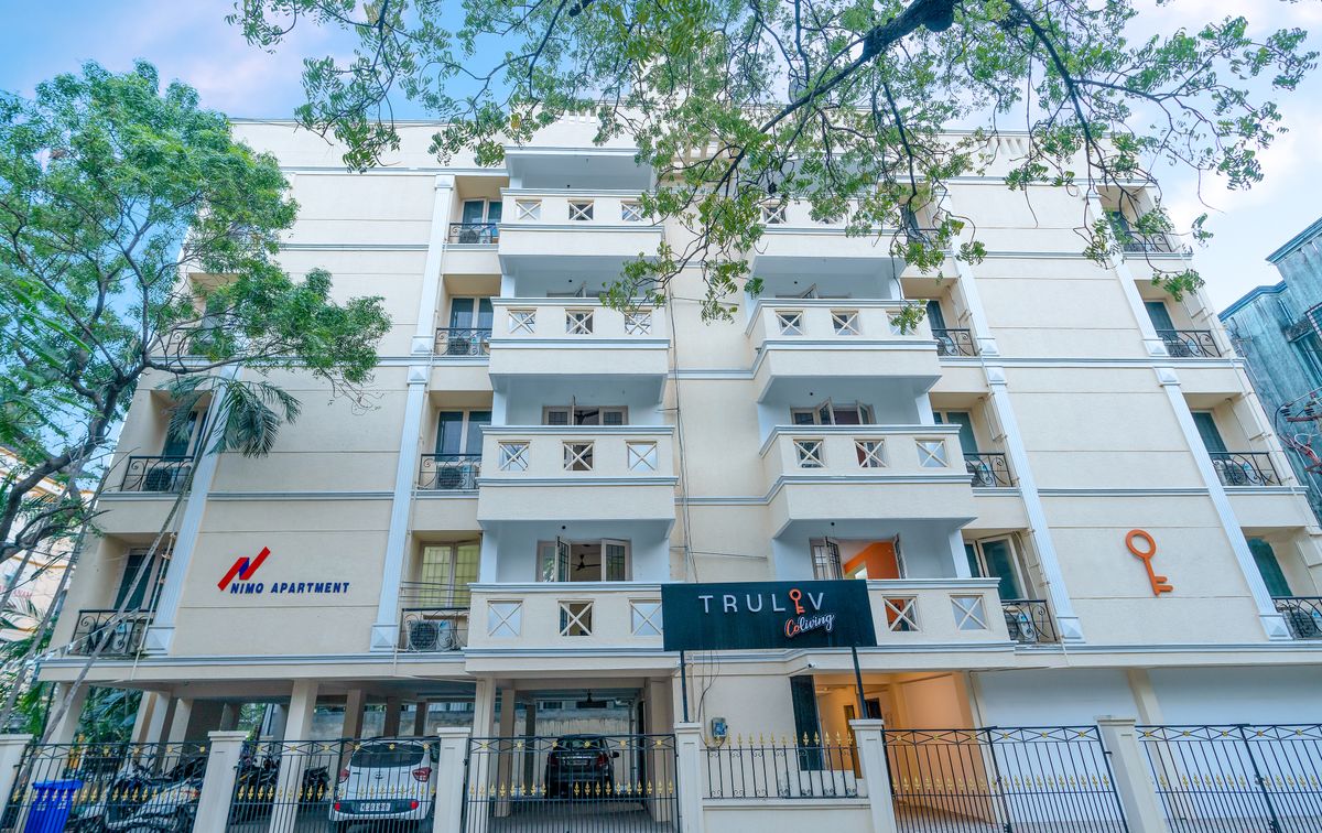 TrulivAura7245 copy 2.jpg