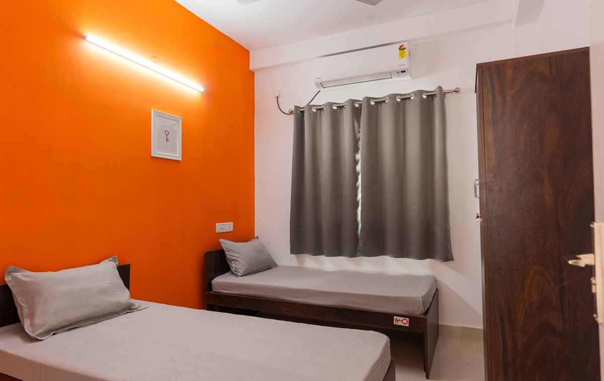 Trulivtroy2082 copy.jpg