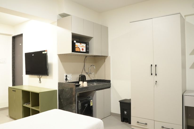 WhatsApp Image 2025-11-12 at 13.01.52_3575eeca.jpg