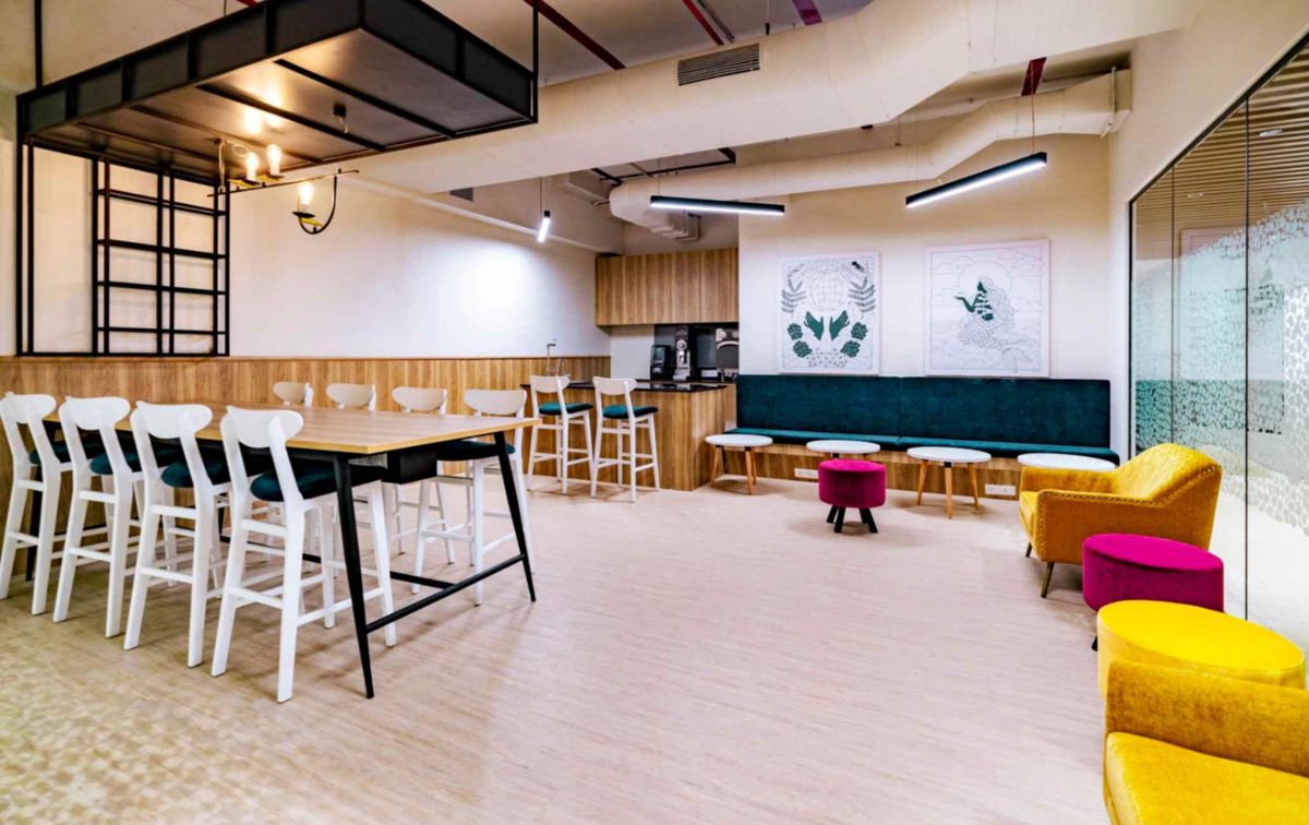 coworking spacesss.jpg