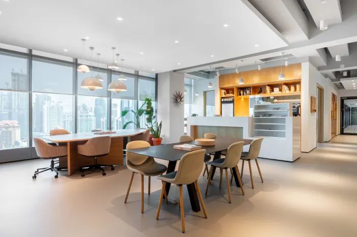 Spaces_Exchange_106_5647_Kuala_Lumpur_Malaysia_Coworking_Area_2.webp