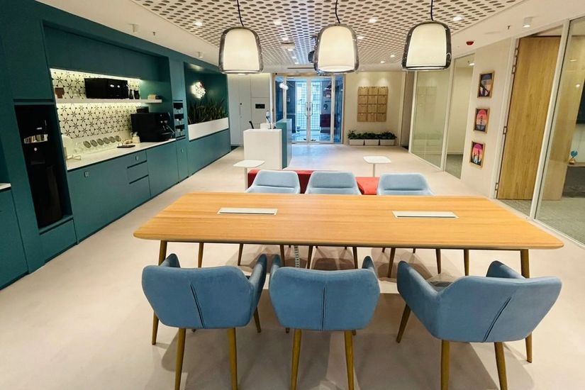 Screenshot 2024-11-19 at 11-58-00 6hnmbt.webp (WEBP Image 2880 Ã 1920 pixels) â Scaled (38%).png