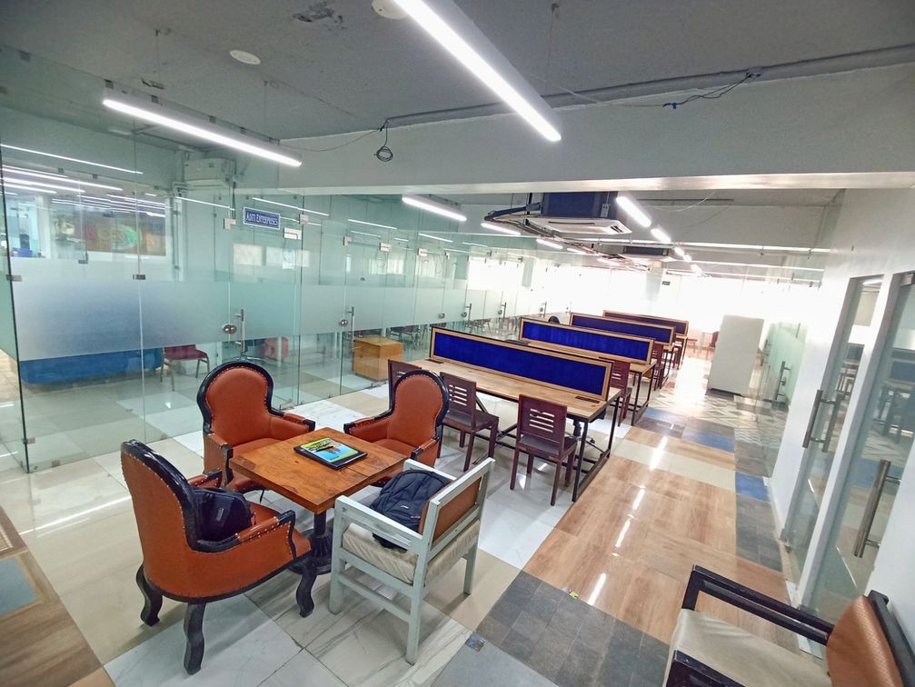 6th floor floating.jpeg